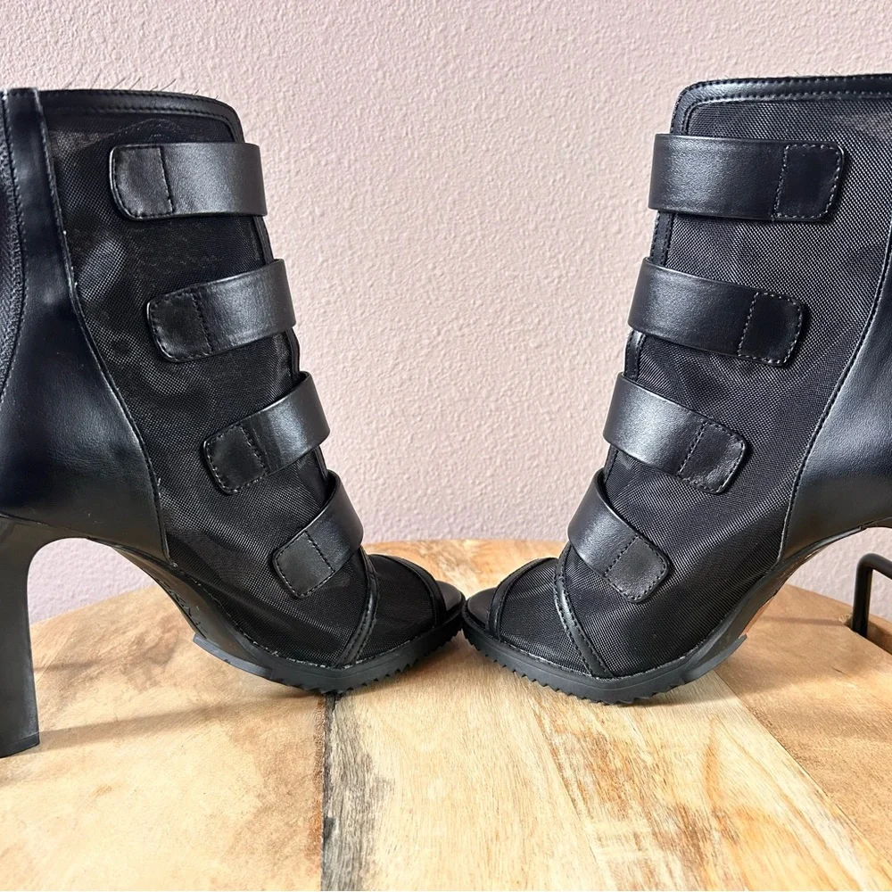 DKNY Black 4in heels with Velcro straps - Picture 2 of 8